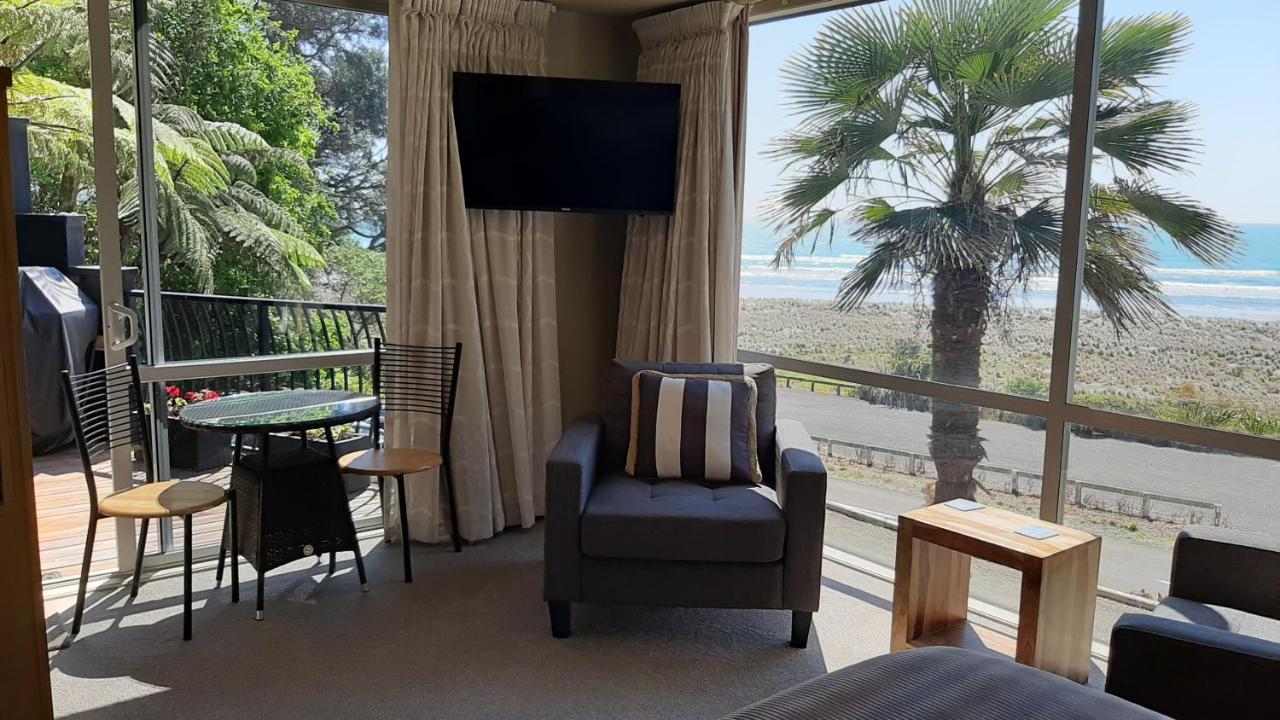 אופוטיקי Ohiwa Beach Apartments/ Motel מראה חיצוני תמונה