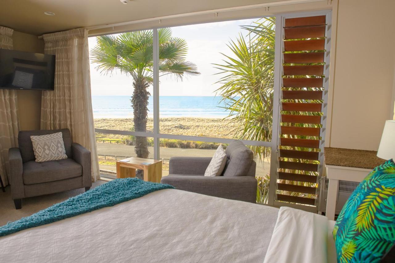 אופוטיקי Ohiwa Beach Apartments/ Motel מראה חיצוני תמונה